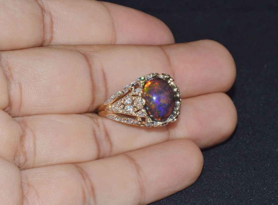 Certified Natural 2.75Cts VS F Diamond Black Opal 18K Solid Gold Bombay Dome Ring