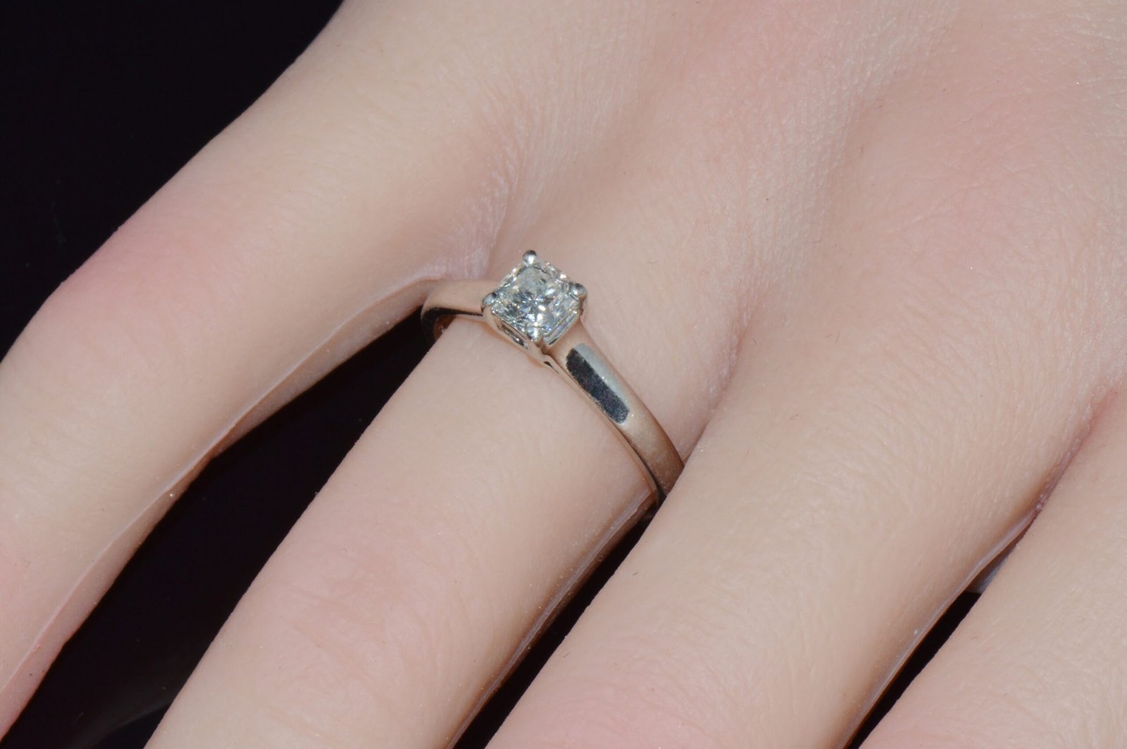 Authentic Tiffany & Co. Lucida Natural .50Cts VS1 F Diamond  950 Platinum Engagement Ring