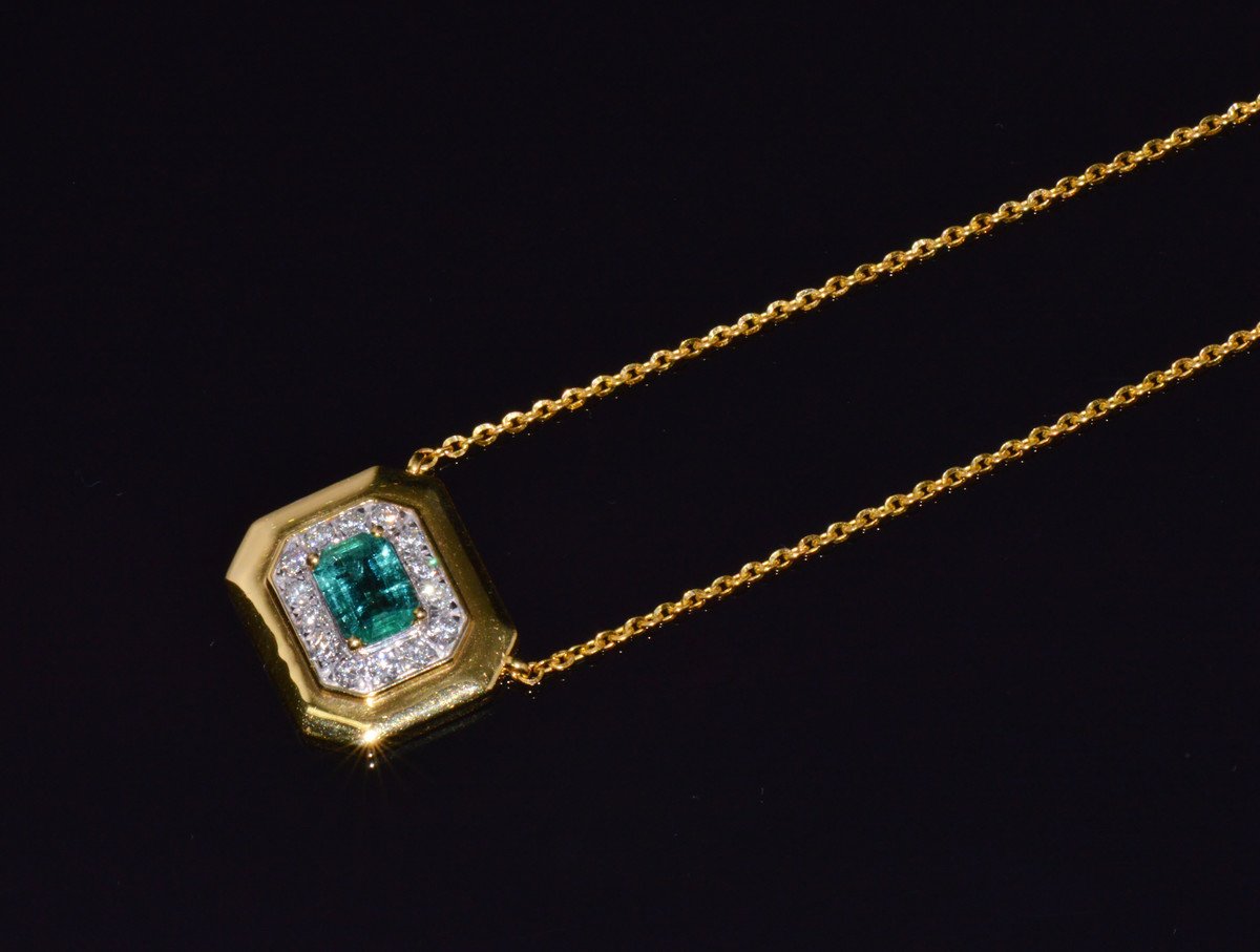 GIA Certified Natural 1.76Cts Emerald Diamond 18K Solid Gold Necklace