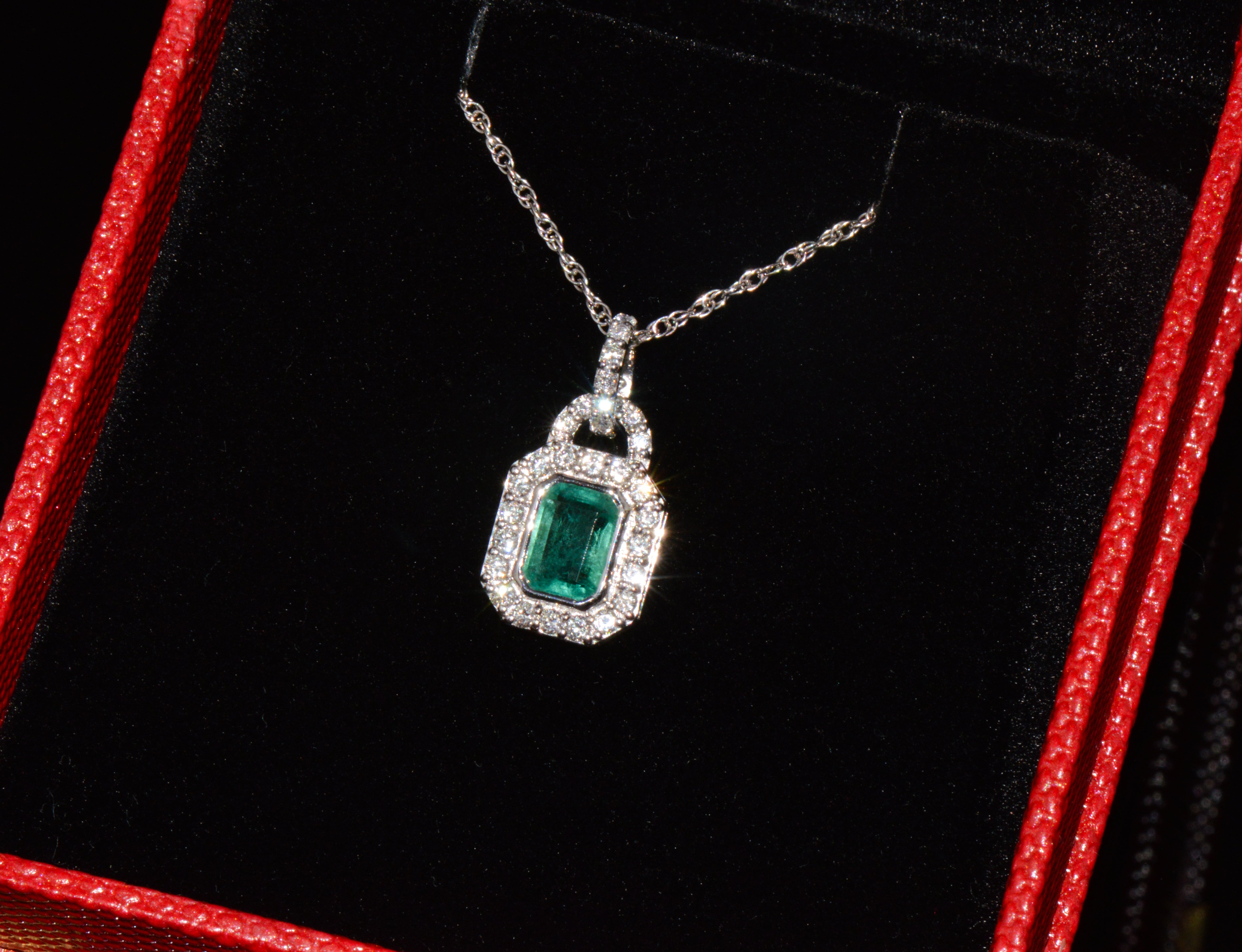 Certified Natural 2.06CTS Emerald & Diamond 18K White Gold Pendant Charm