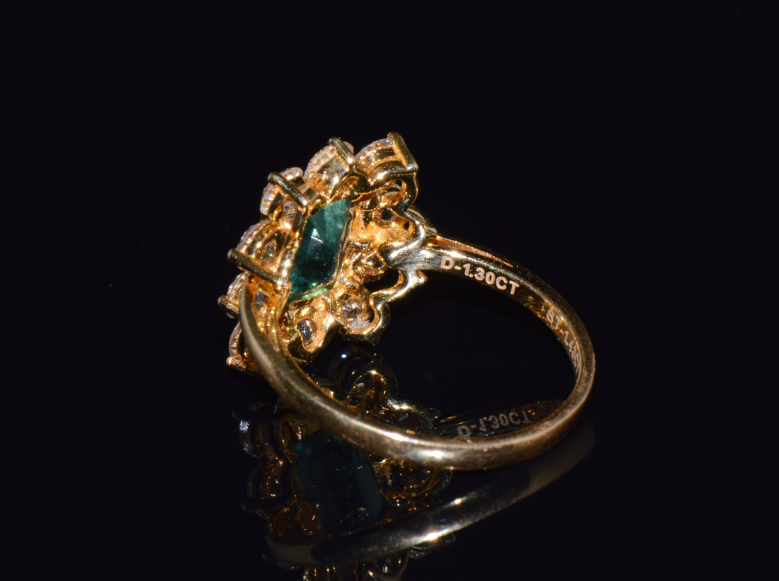 Certified Natural 2.73CTS Diamond Emerald 18K Gold Dinner Halo Ring