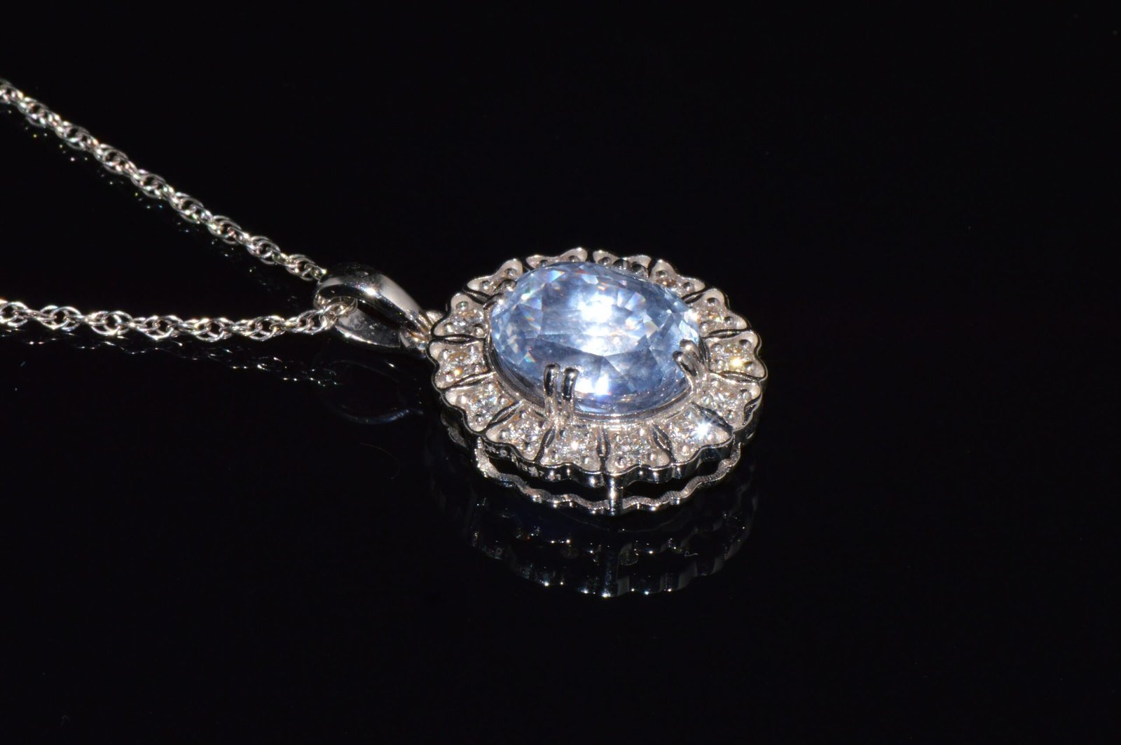 GIA Certified Natural 7.98CTS VS F Diamond Blue Sapphire 18K Solid Gold Slide Pendant Necklace