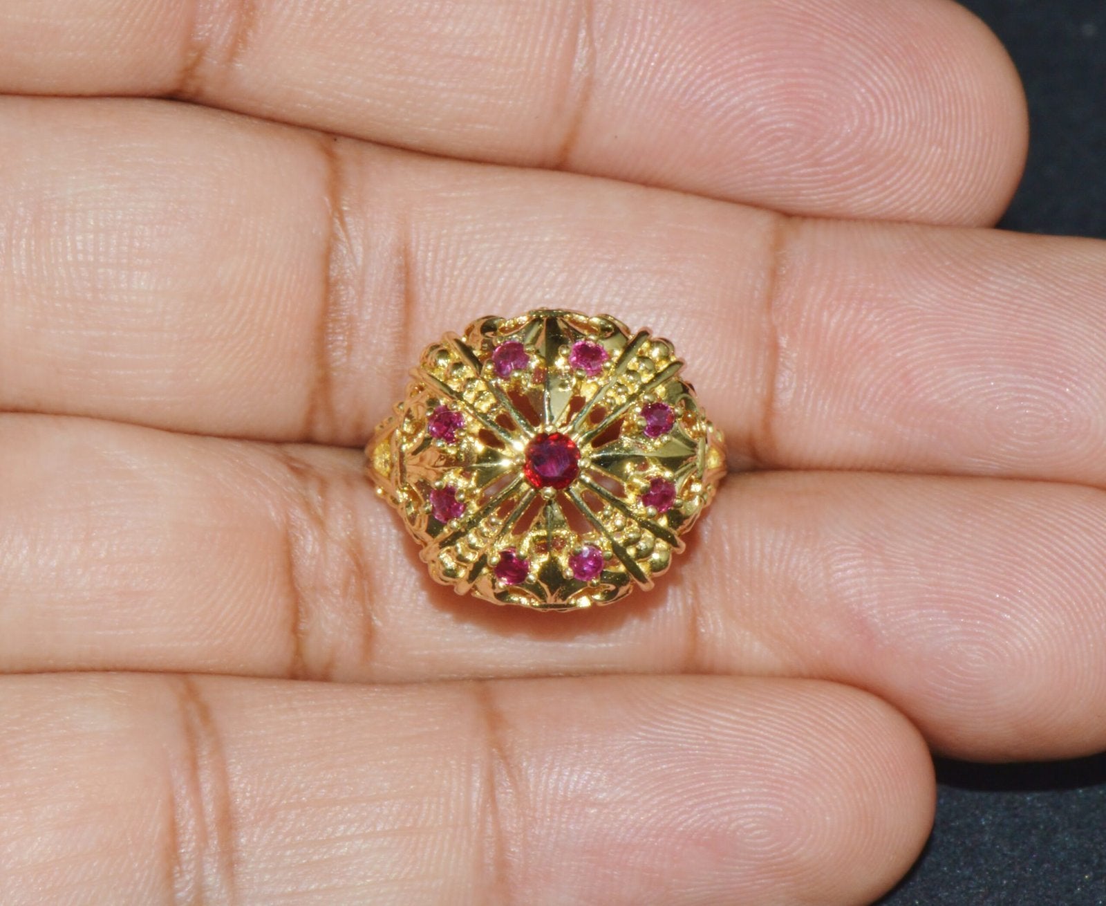 Vintage Franklin Mint Natural Ruby 18K 750 Solid Gold Etruscan Crown Dome Ring