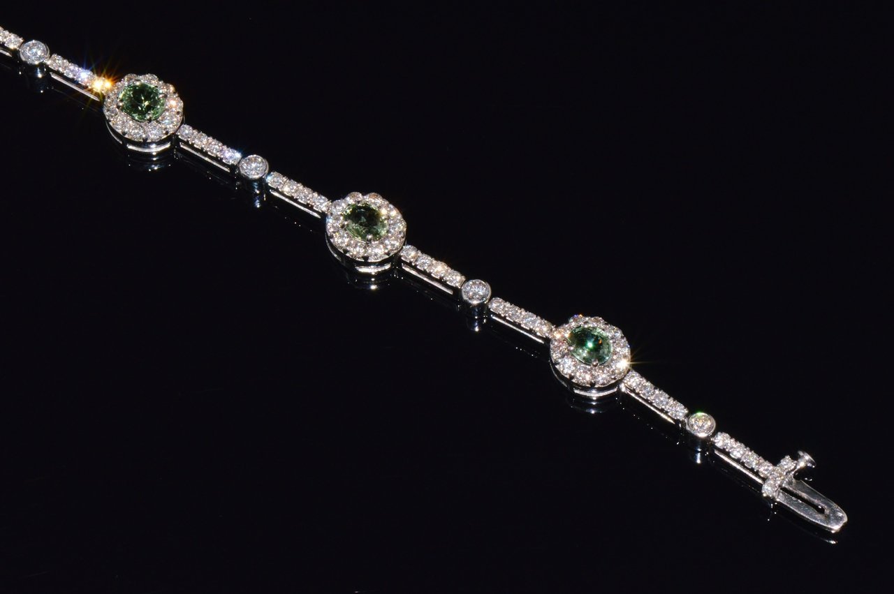 Certified Natural 6.74CTS VS F Diamond Green Sapphire 18K Solid Gold Tennis Stacking Bracelet