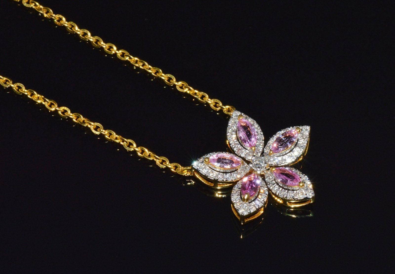Certified Natural 1.23CTS Pink Sapphire & Diamond Floral Solid 18K Yellow Gold Necklace