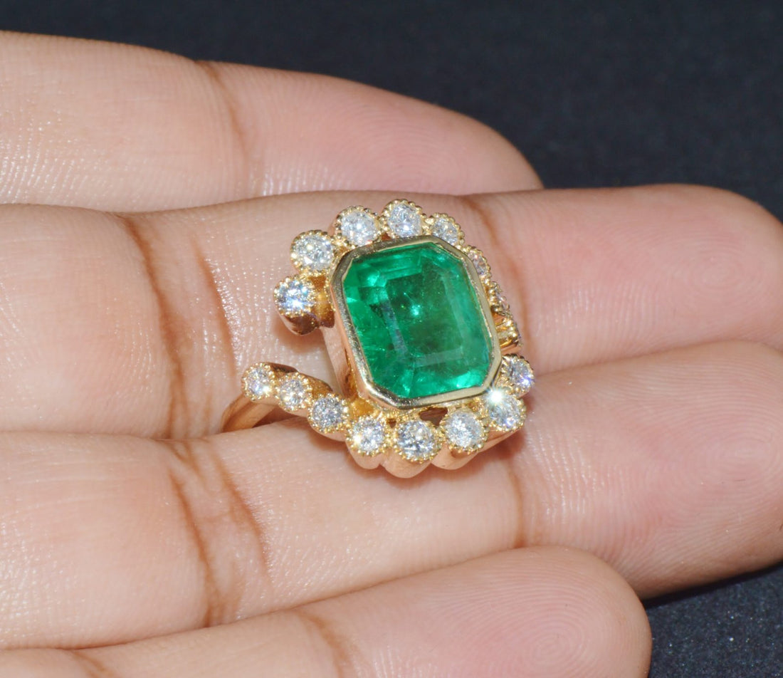 GIA Certified Natural 4.83CTS VS F Diamond Emerald 18K Solid Gold Bypass Ring