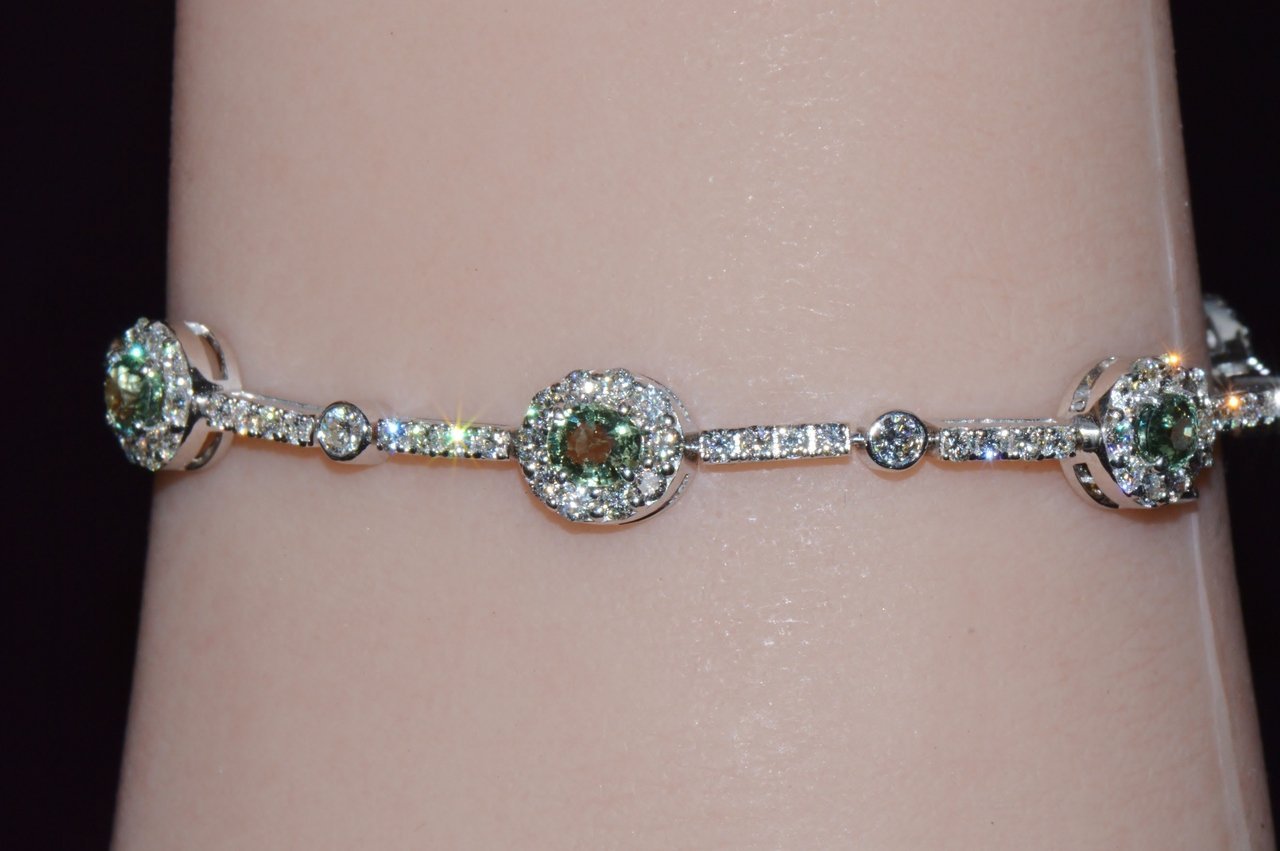 Certified Natural 6.74CTS VS F Diamond Green Sapphire 18K Solid Gold Tennis Stacking Bracelet