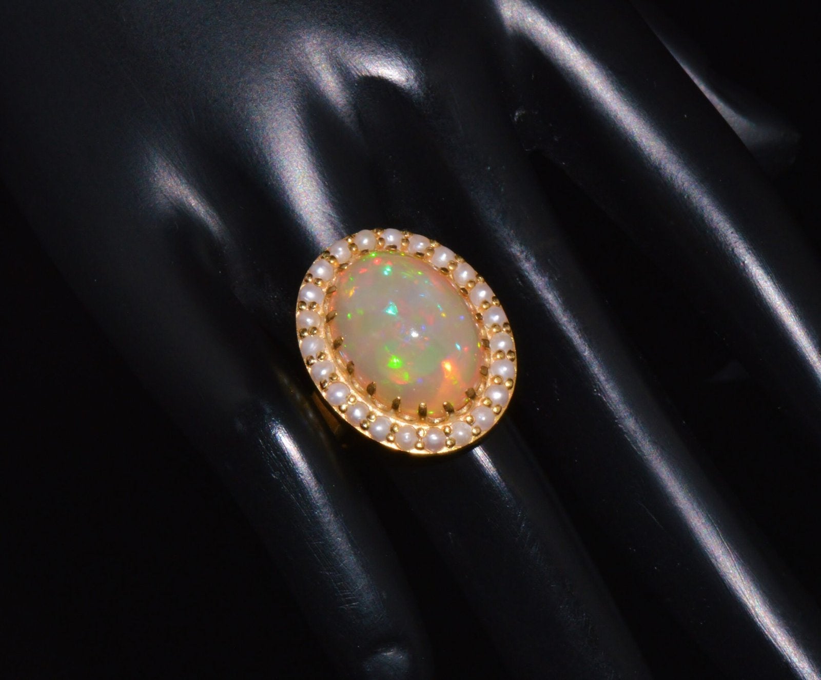 Certified Natural 13.78Cts Seed Pearl Opal Cocktail Halo Brushed 18K Solid Gold Ring