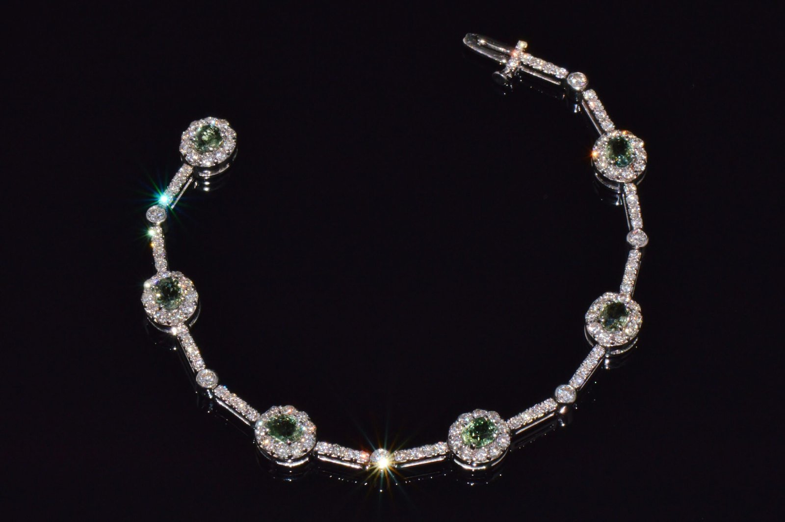Certified Natural 6.74CTS VS F Diamond Green Sapphire 18K Solid Gold Tennis Stacking Bracelet