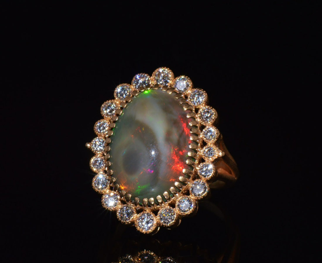 Certified Natural 9.25Cts VS F Diamond Opal 750 18K Solid Gold Cocktail Halo Milgrain Ring