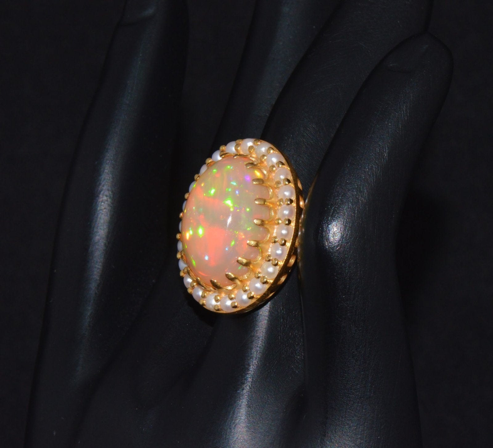 Certified Natural 13.78Cts Seed Pearl Opal Cocktail Halo Brushed 18K Solid Gold Ring