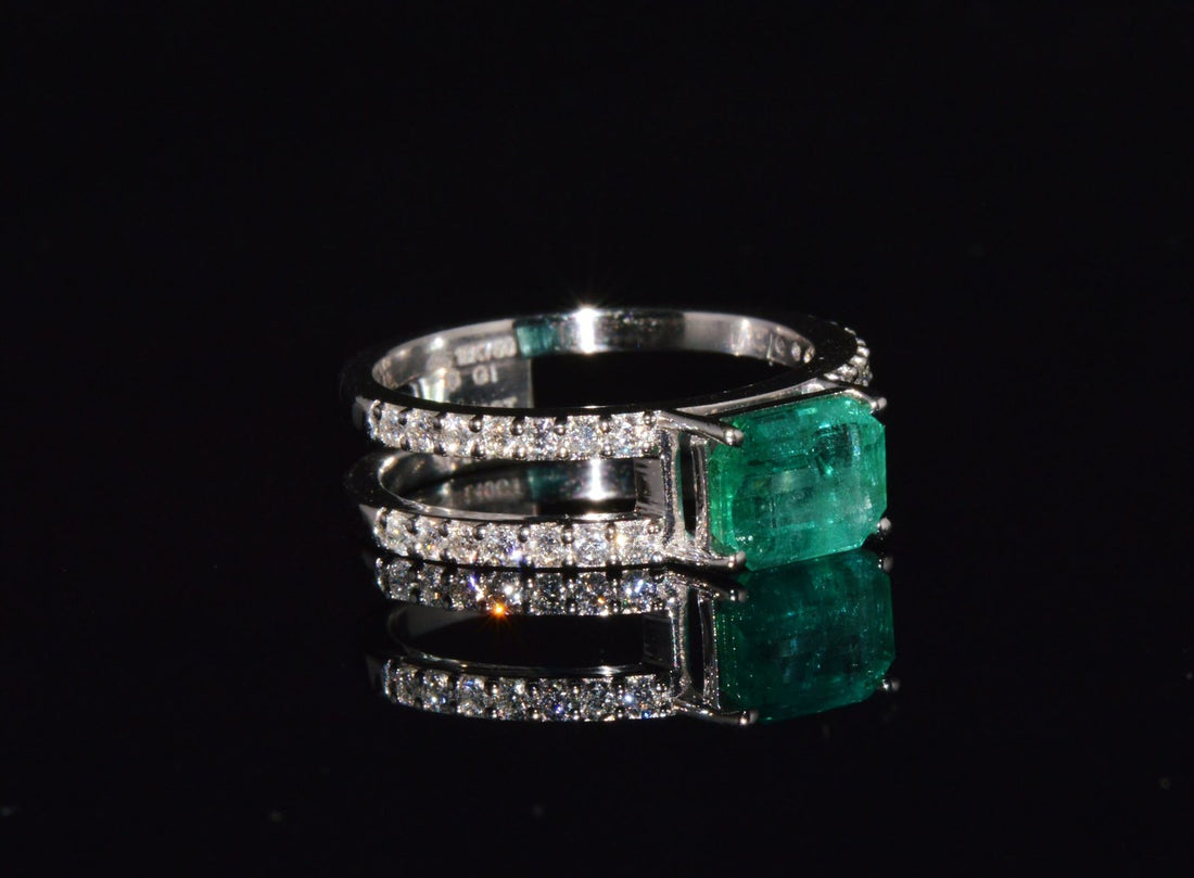 Certified Natural 1.84CTS Emerald & Diamond 18K White Gold Double Shank Ring