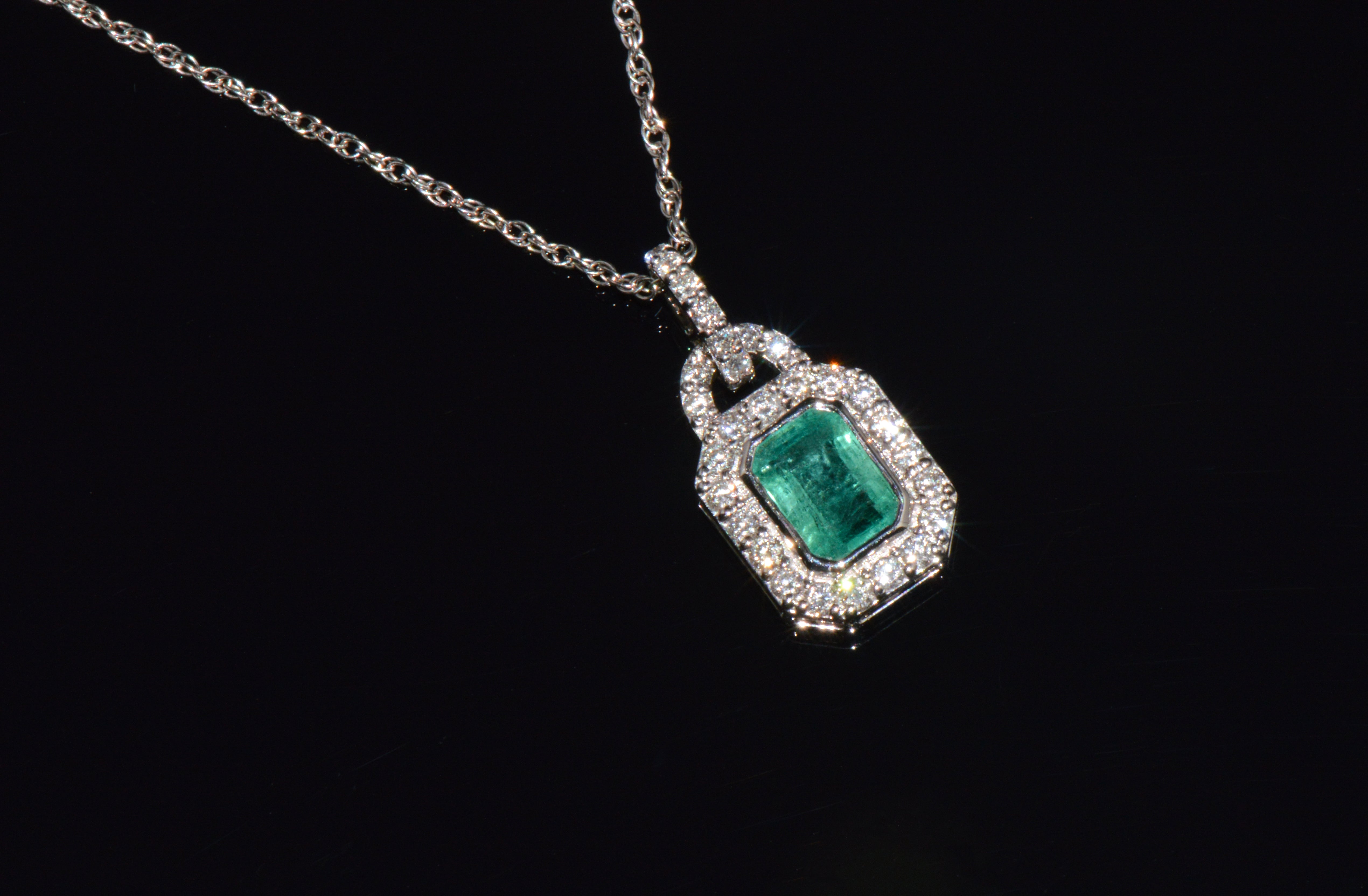 Certified Natural 2.06CTS Emerald & Diamond 18K White Gold Pendant Charm