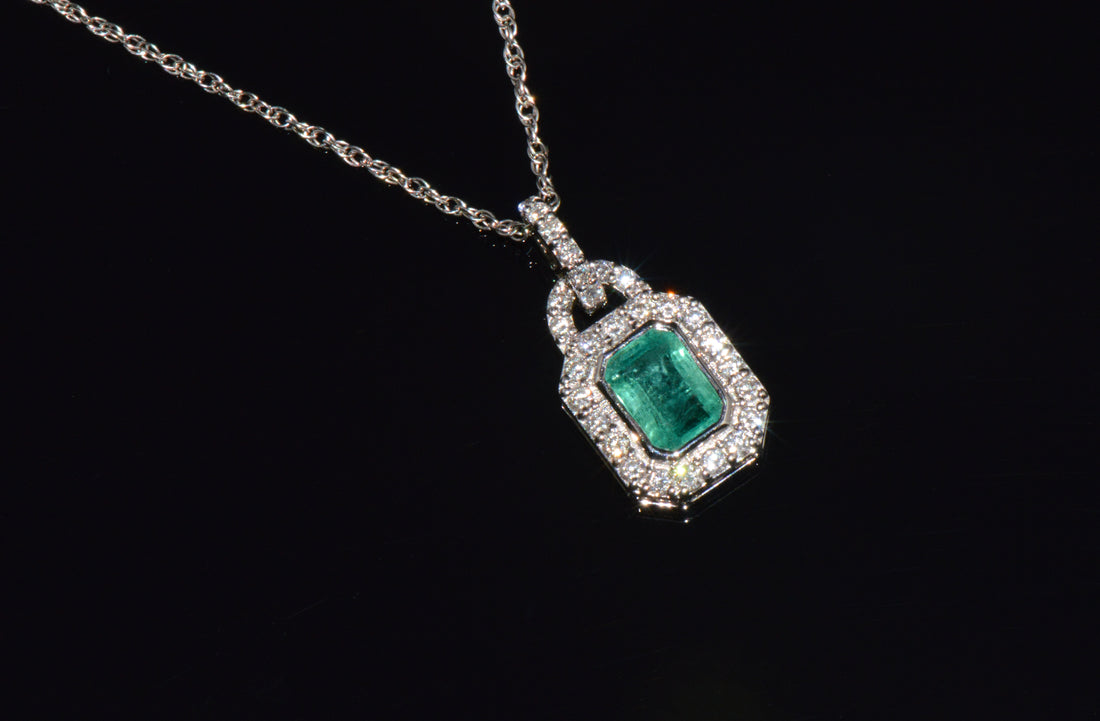 Certified Natural 2.06CTS Emerald & Diamond 18K White Gold Pendant Charm