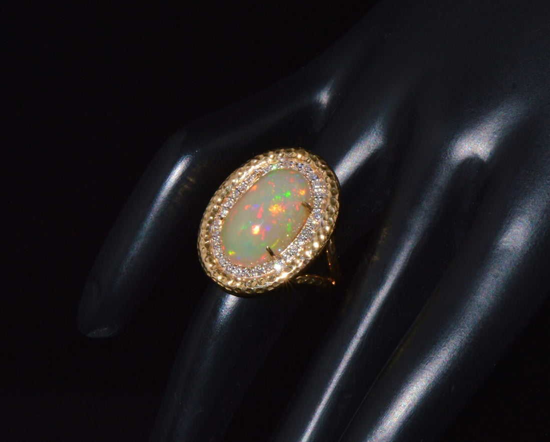Certified Natural 7.44Cts VS F Diamond Opal Cocktail Halo Hammered 18K Solid Gold Ring