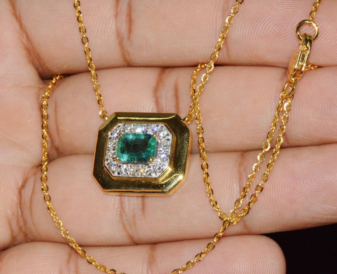 GIA Certified Natural 1.76Cts Emerald Diamond 18K Solid Gold Necklace