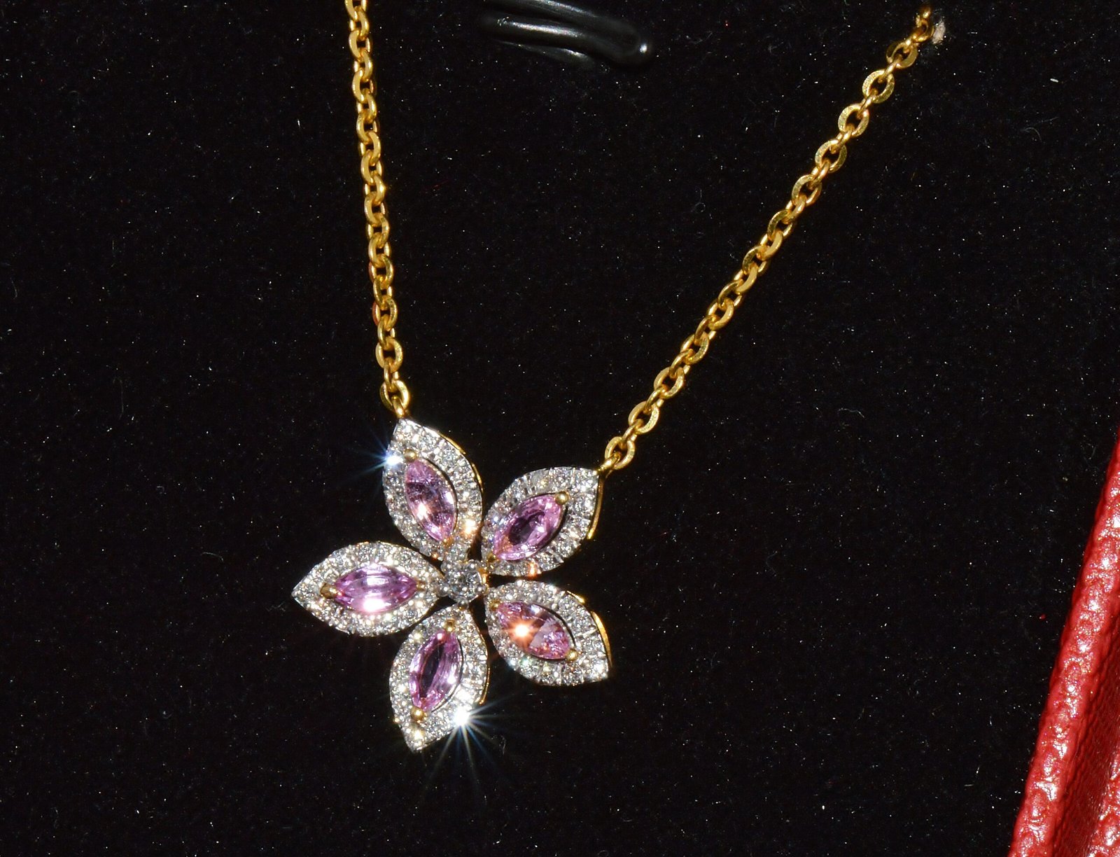 Certified Natural 1.23CTS Pink Sapphire & Diamond Floral Solid 18K Yellow Gold Necklace
