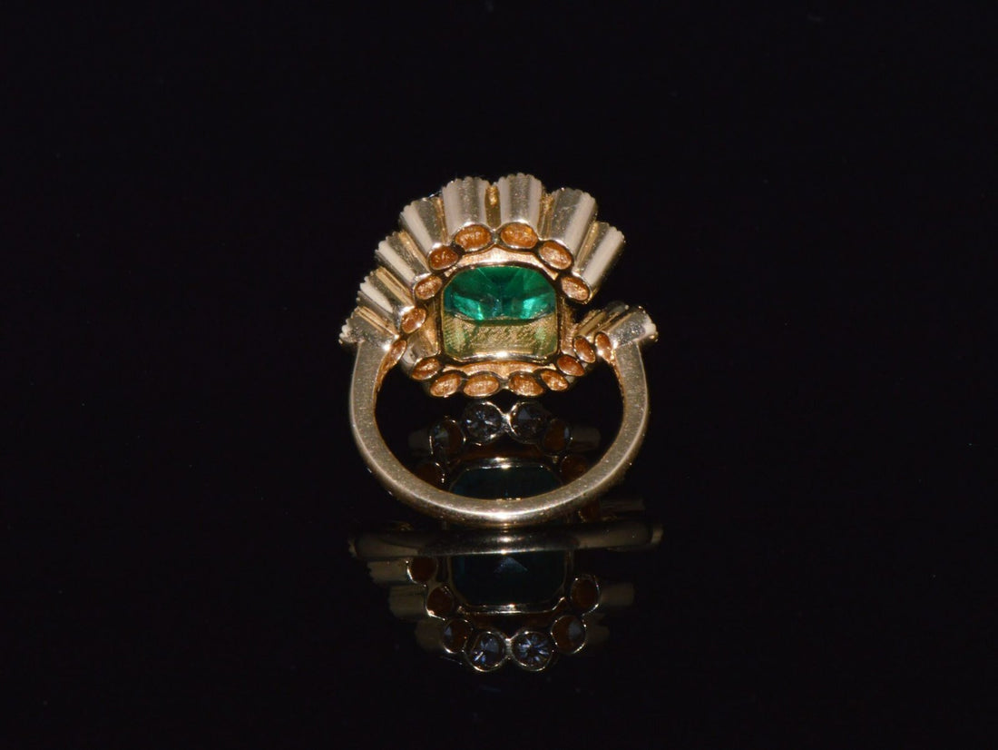 GIA Certified Natural 4.83CTS VS F Diamond Emerald 18K Solid Gold Bypass Ring