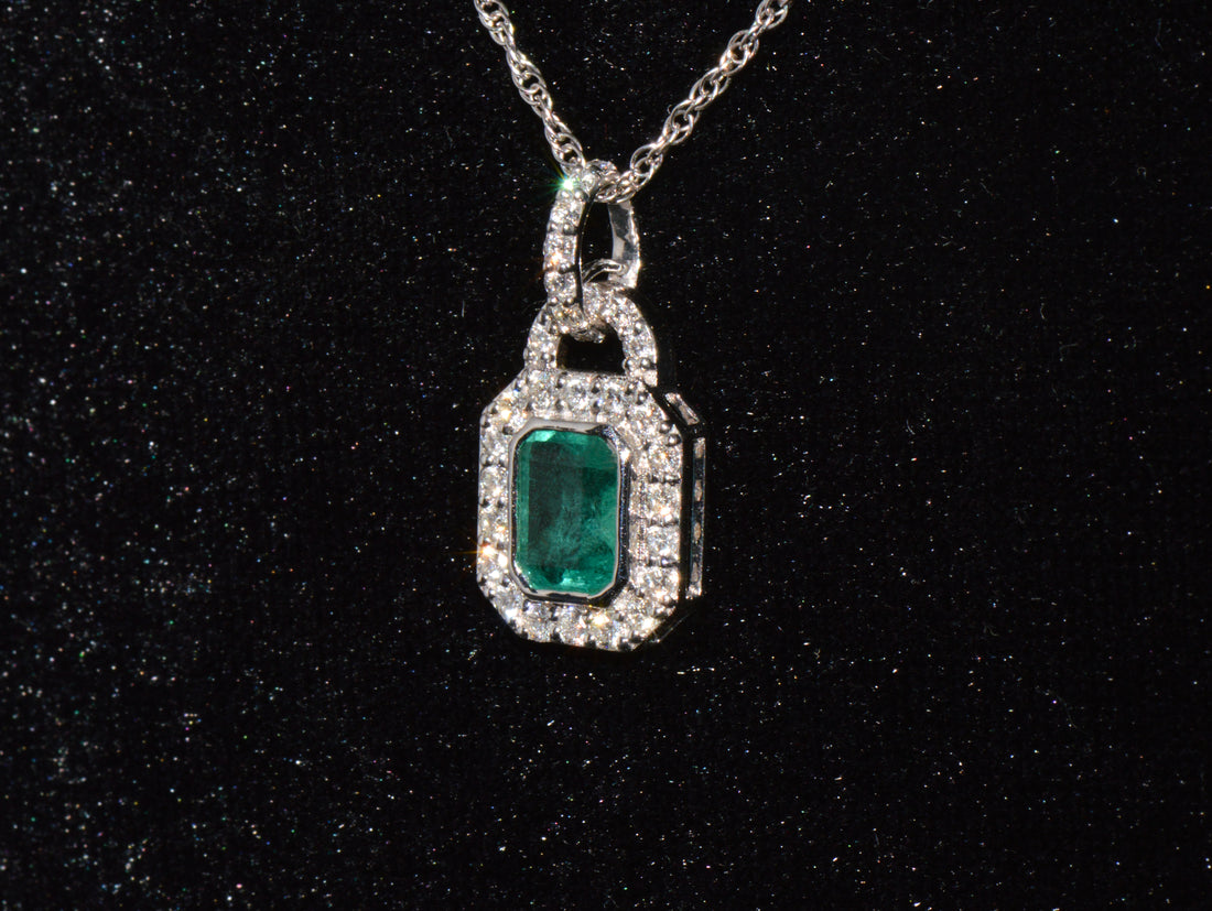 Certified Natural 2.06CTS Emerald & Diamond 18K White Gold Pendant Charm