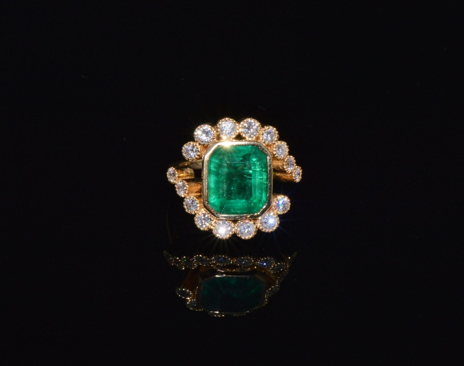 GIA Certified Natural 4.83CTS VS F Diamond Emerald 18K Solid Gold Bypass Ring