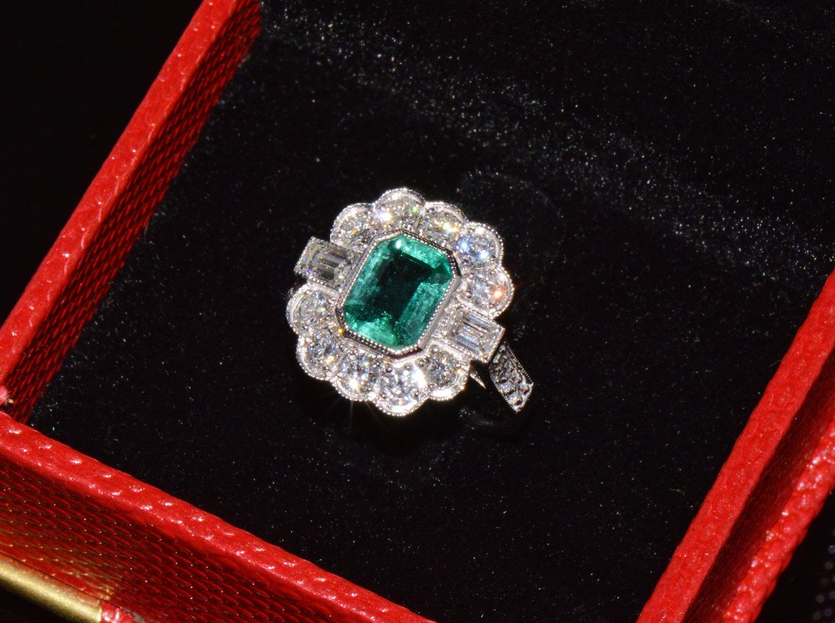 GIA Certified 2.53CT Natural Zambian Emerald & Diamond Halo Milgrain 18K White Gold Ring