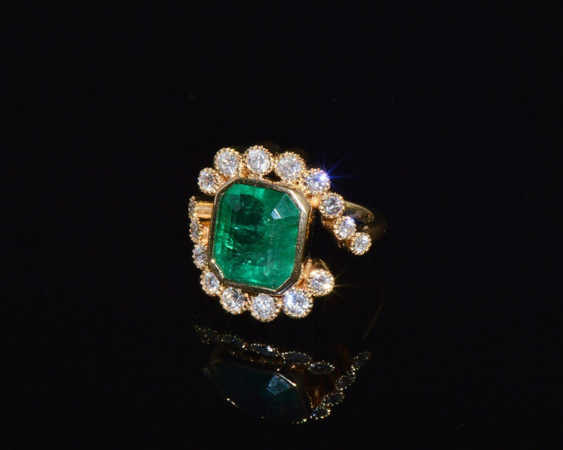 GIA Certified Natural 4.83CTS VS F Diamond Emerald 18K Solid Gold Bypass Ring