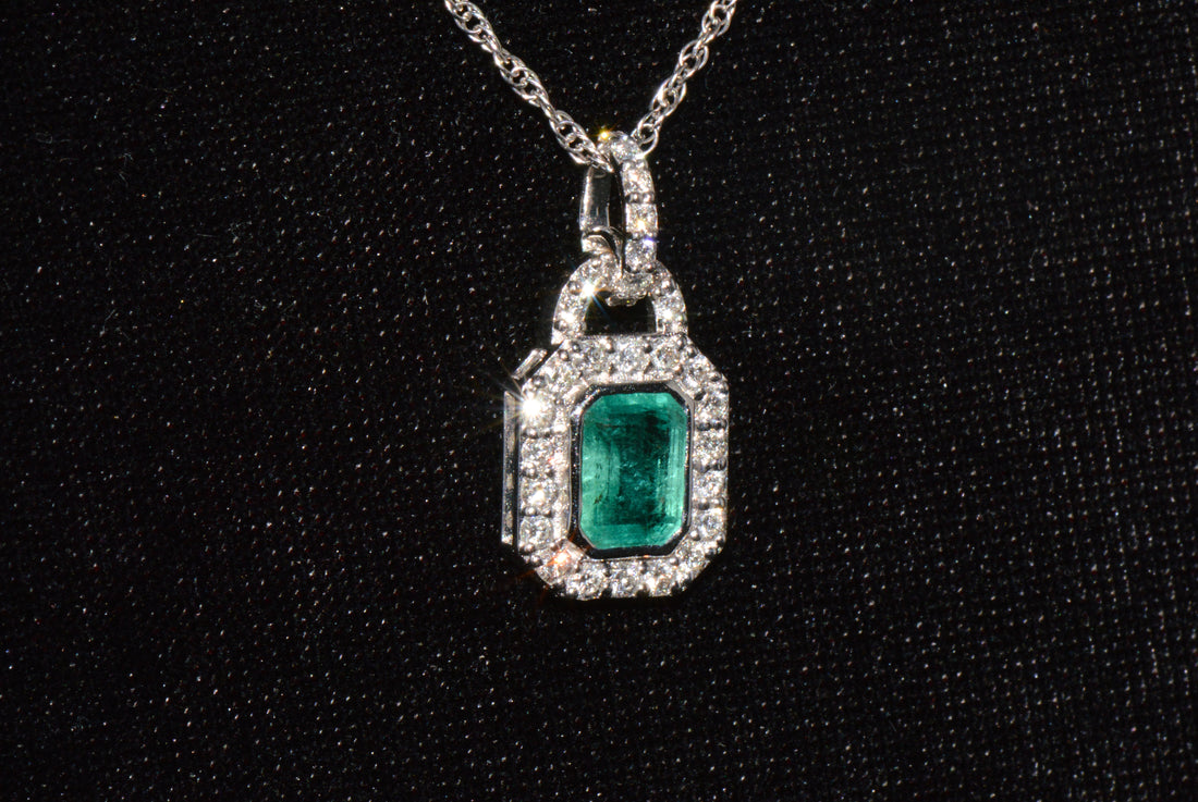 Certified Natural 2.06CTS Emerald & Diamond 18K White Gold Pendant Charm