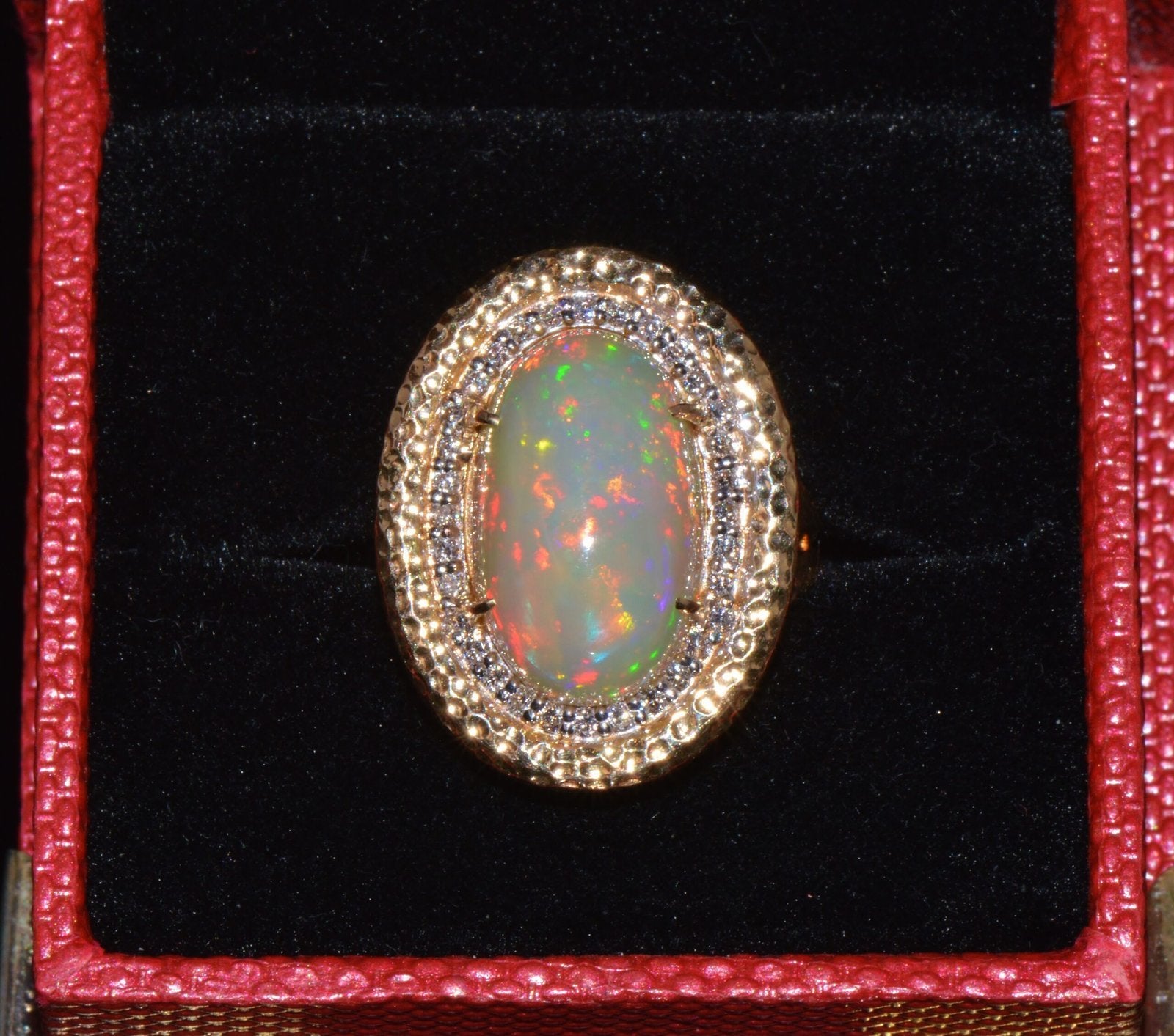 Certified Natural 7.44Cts VS F Diamond Opal Cocktail Halo Hammered 18K Solid Gold Ring