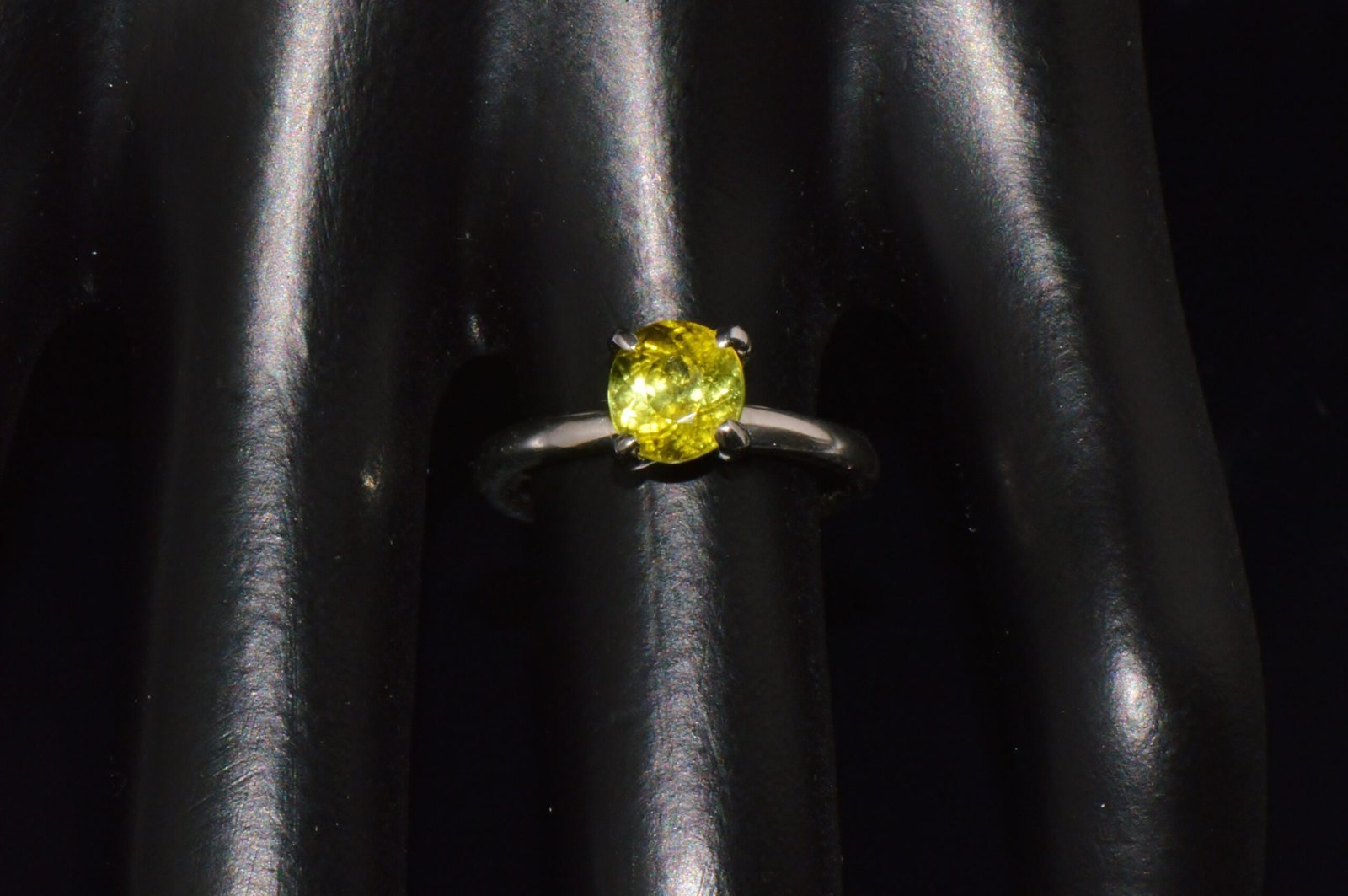 Certified Natural 1.70Cts Tourmaline Solid 950 Platinum Solitaire Stacking Ring