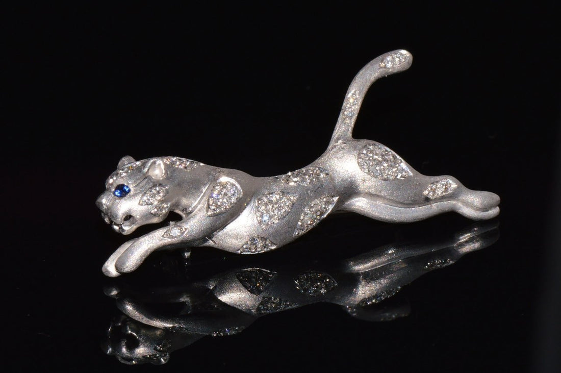 Certified Natural 0.66Cts VS G Diamond Sapphire 14K Solid Gold Panther Brooch Pin