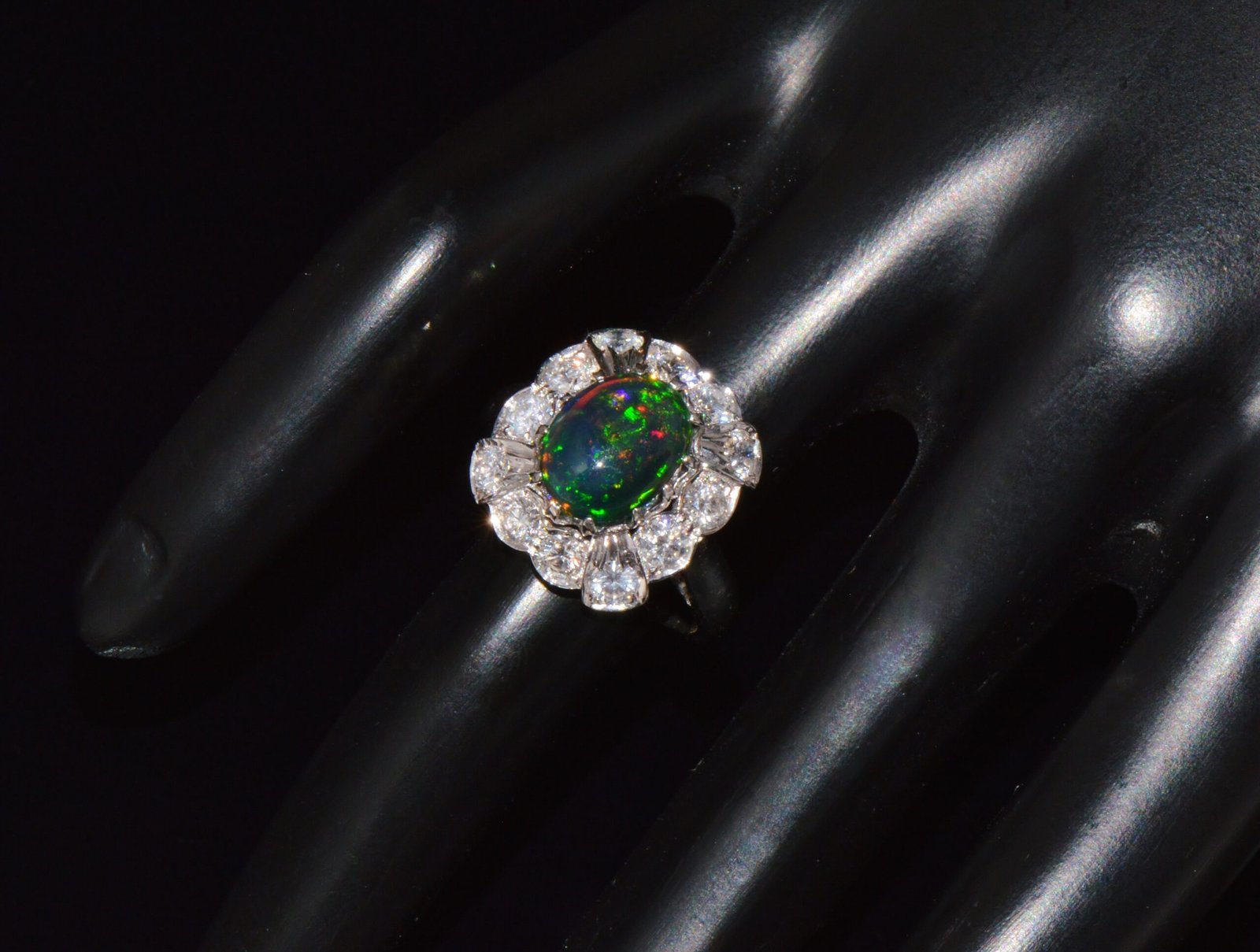 Certified Natural 2.69Cts VS F Diamond Black Opal 18K Solid Gold Tiered Dome Ring