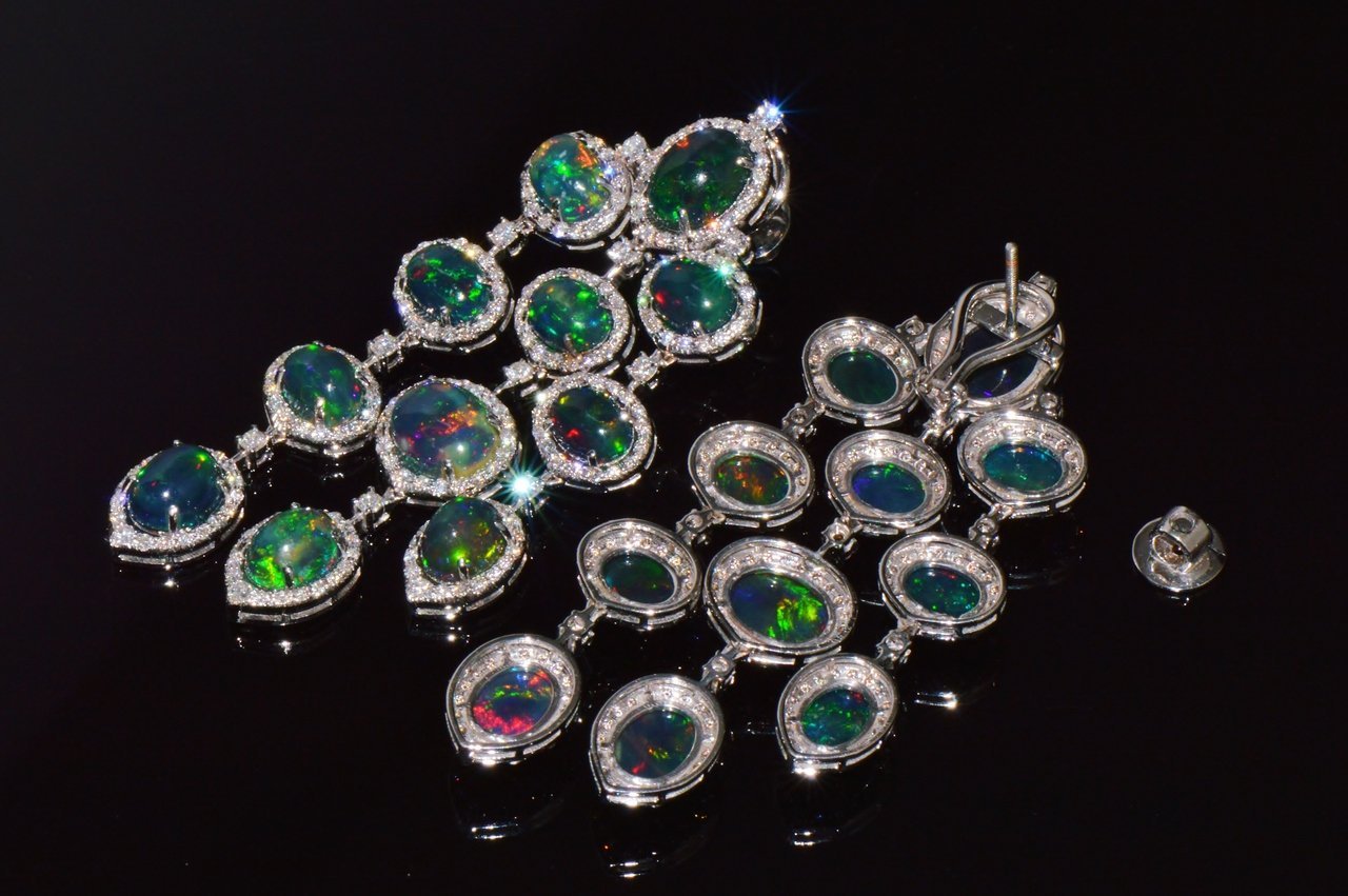 Certified Natural 31.18CTS VS F Diamond Black Opal 18K Solid Gold Dangle Chandelier Earrings