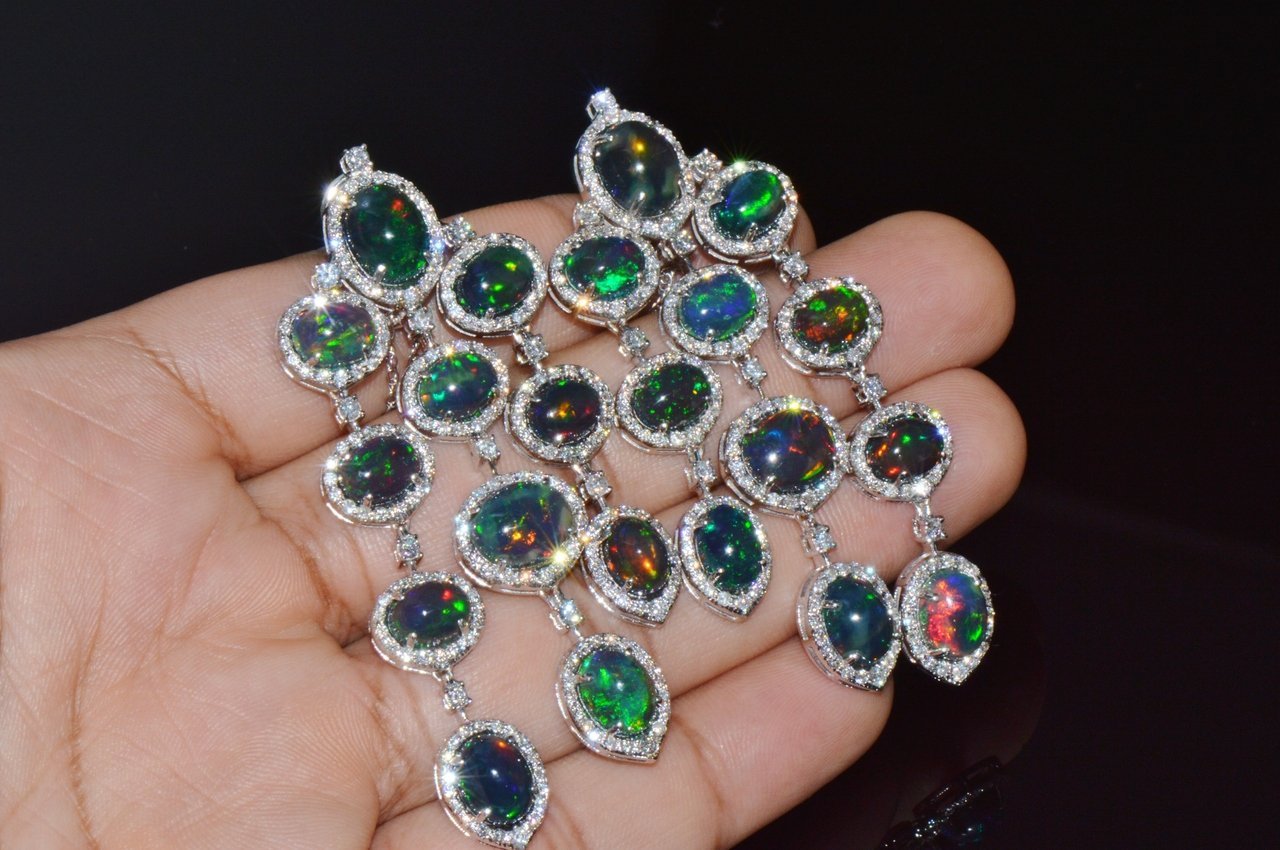 Certified Natural 31.18CTS VS F Diamond Black Opal 18K Solid Gold Dangle Chandelier Earrings