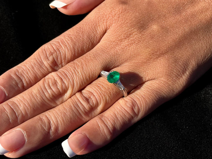 Certified Natural 1.13CTS VS G Diamond Emerald Platinum 18K Gold Three Stone Ring