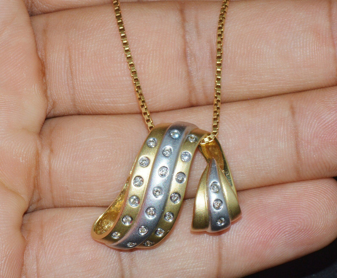 Vintage Natural 0.23CTS Diamond 14K Solid Gold Slide Pendant