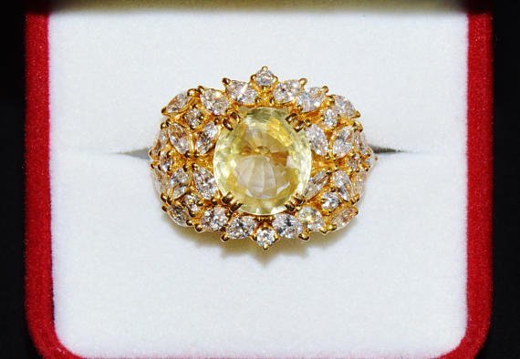 GIA Certified 8.35CTS VS F Diamond Ceylon Sapphire 18K Solid Gold Bombay Dome Ring