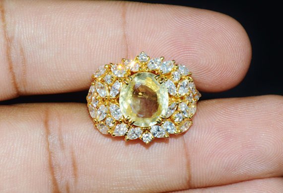 GIA Certified 8.35CTS VS F Diamond Ceylon Sapphire 18K Solid Gold Bombay Dome Ring