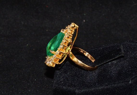GIA Certified Natural 8.5CTS Zambian Emerald VS F Diamond 18K Solid Gold Statement Ring