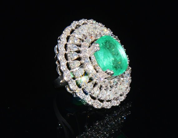 GIA Certified Natural 13.1CTS Colombian Emerald VS F Diamond 18K Solid Gold Cocktail Dome Ring