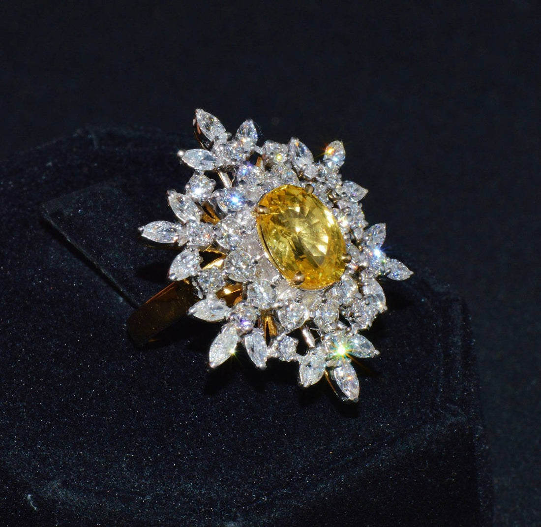 GIA Certified Natural 6.1CTS VS F Diamond 18K Solid Gold Yellow Ceylon Sapphire Ring
