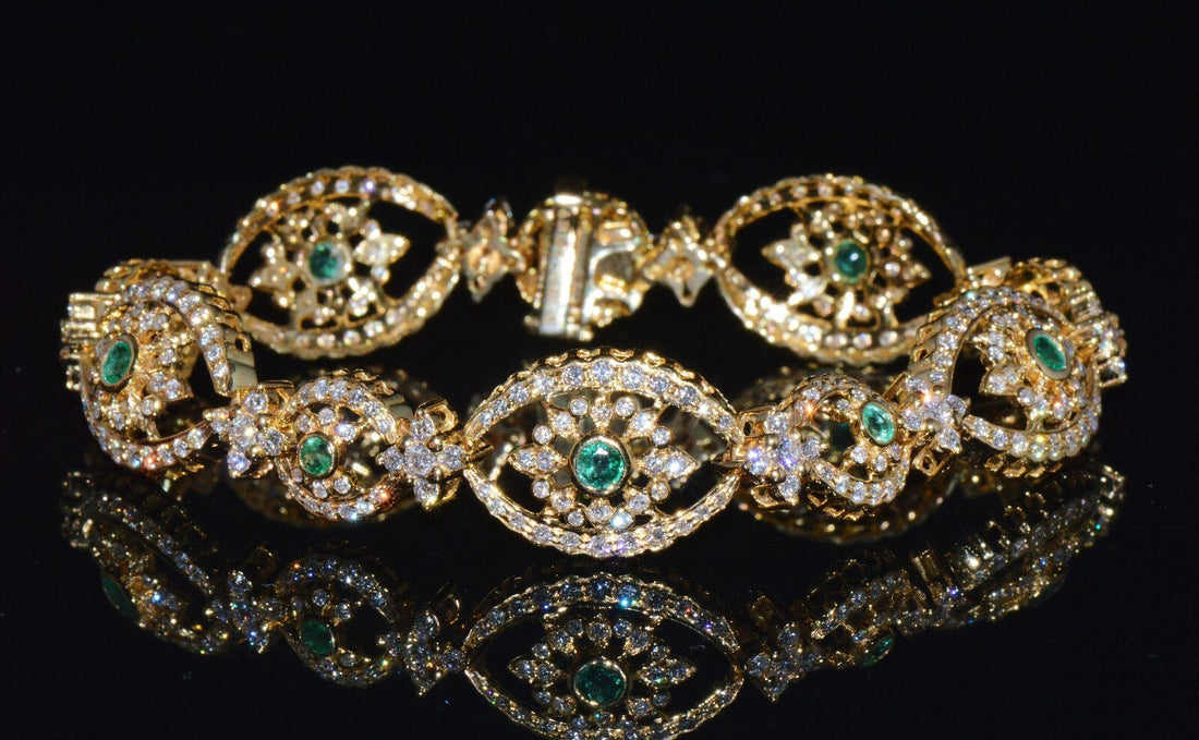 Certified Natural 5.2Cts VS F Diamond Emerald 18K Solid Gold Bracelet